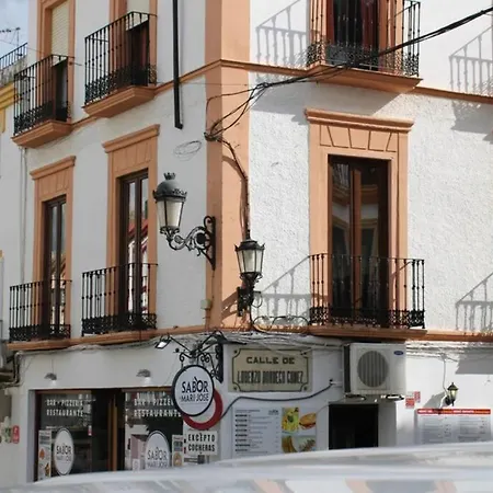 Centro Lorenzo Borrego *